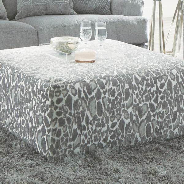 Lamar Cocktail Ottoman